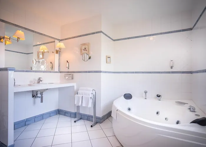 Western Du Vallon 4*