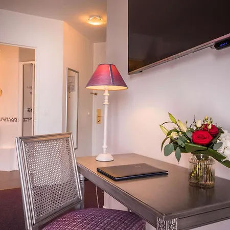 Western Du Vallon Hotel 4*