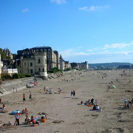 Western Du Vallon Trouville-sur-Mer