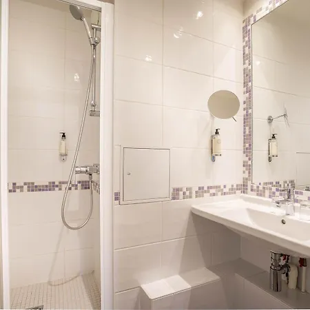 Western Du Vallon 4*