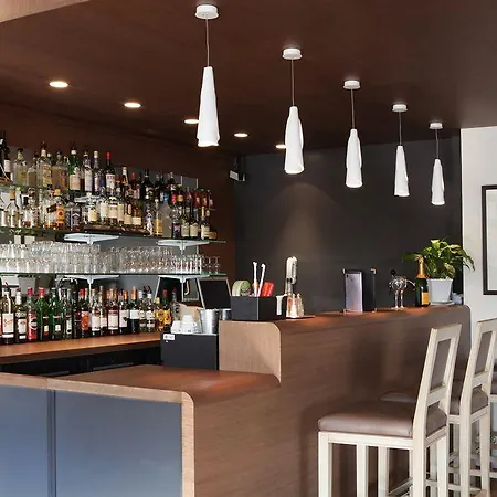 Western Du Vallon Hotel 4*