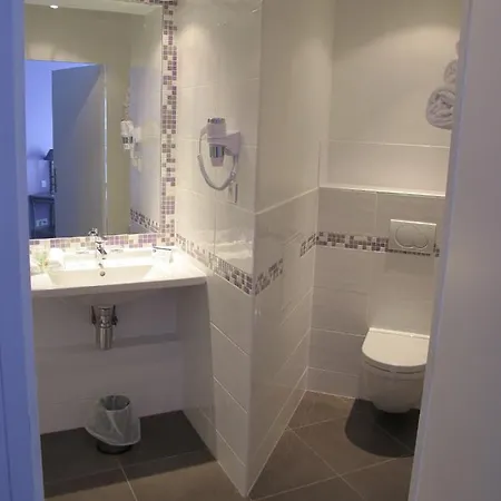 Hotel Western Du Vallon 4*